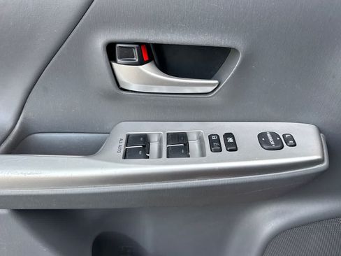 Used 2014 Toyota Prius V Five FWD image 14