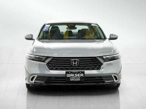 Used 2024 Honda Accord Touring image 8