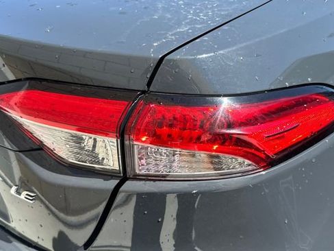 Used 2024 Toyota Corolla LE FWD image 12