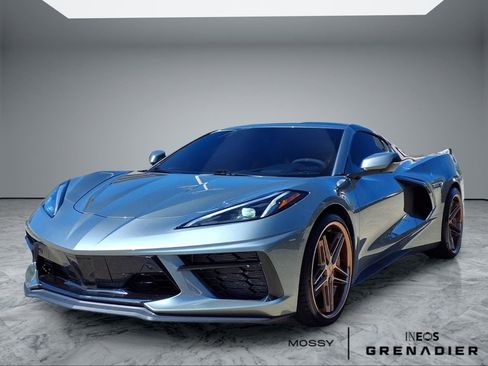 Used 2022 Chevrolet Corvette Stingray Preferred Cpe w/ Z51 Performance Package image 4