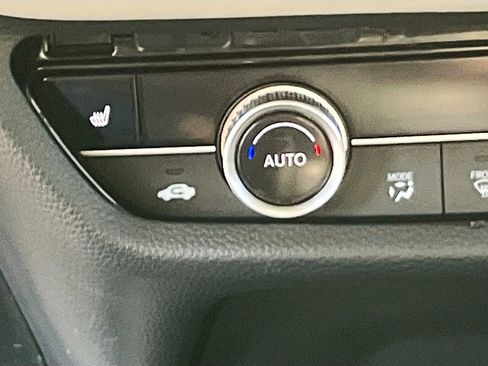 Used 2023 Honda HR-V EX-L image 21