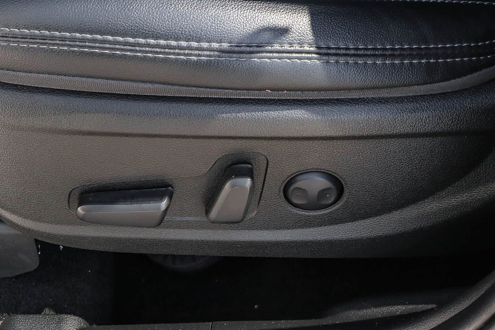 Used 2023 Hyundai Santa Fe XRT FWD image 29