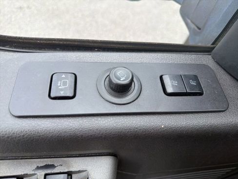 Used 2012 Ford F250 Lariat w/ Lariat Ultimate Pkg AWD/4WD image 16
