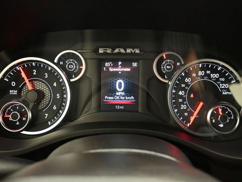 New 2026 RAM 1500 4x4 Crew Cab image 15