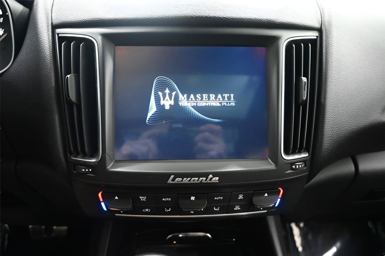 Used 2019 Maserati Levante AWD/4WD image 24