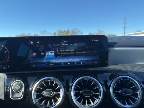 Used 2025 Mercedes-Benz CLA 250 CLA 250 image 9