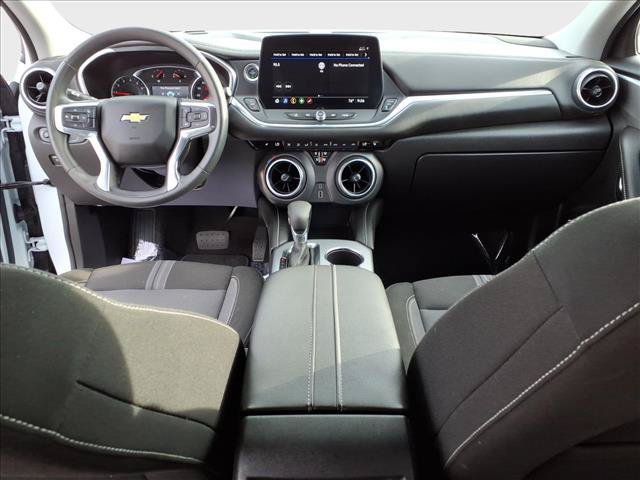 Used 2025 Chevrolet Blazer LT FWD image 32