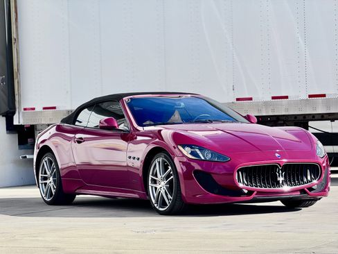 Used 2015 Maserati GranTurismo Sport image 11