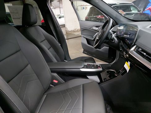 New 2026 BMW X1 xDrive28i w/ Convenience Package image 10