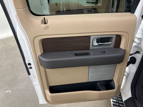 Used 2013 Ford F150 Lariat w/ Luxury Equipment Group image 31