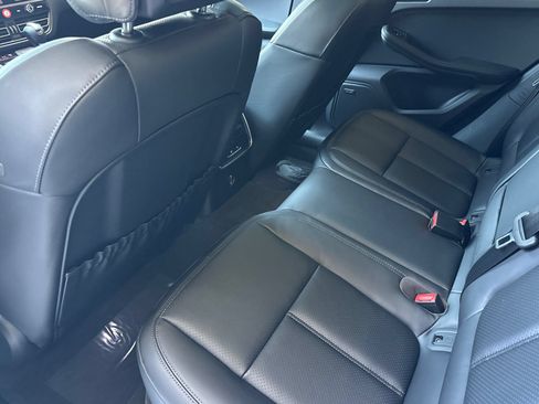 New 2026 Porsche Macan AWD/4WD image 15