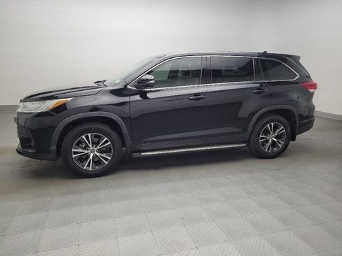 Used 2019 Toyota Highlander Plus image 2