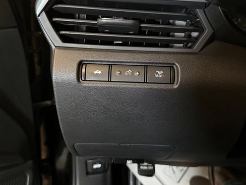 Used 2019 Nissan Altima 2.5 S image 18