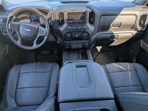 Used 2022 Chevrolet Silverado 1500 High Country w/ Z71 Off-Road Package image 14