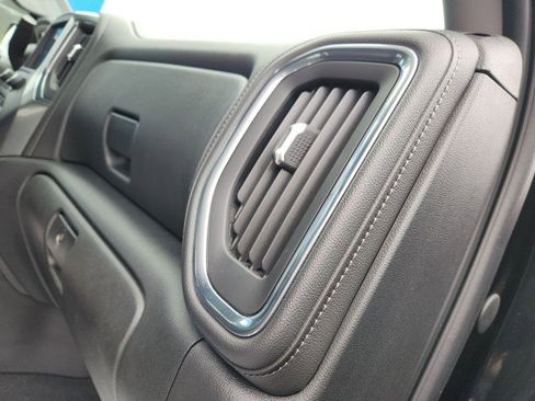 Used 2019 Chevrolet Silverado 1500 LTZ image 15