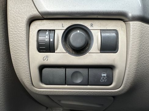 Used 2009 Subaru Legacy 2.5i Special Edition image 22