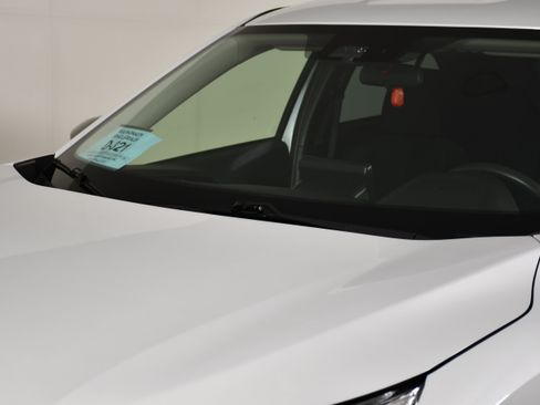 Used 2023 Mitsubishi Eclipse Cross LE AWD/4WD image 12