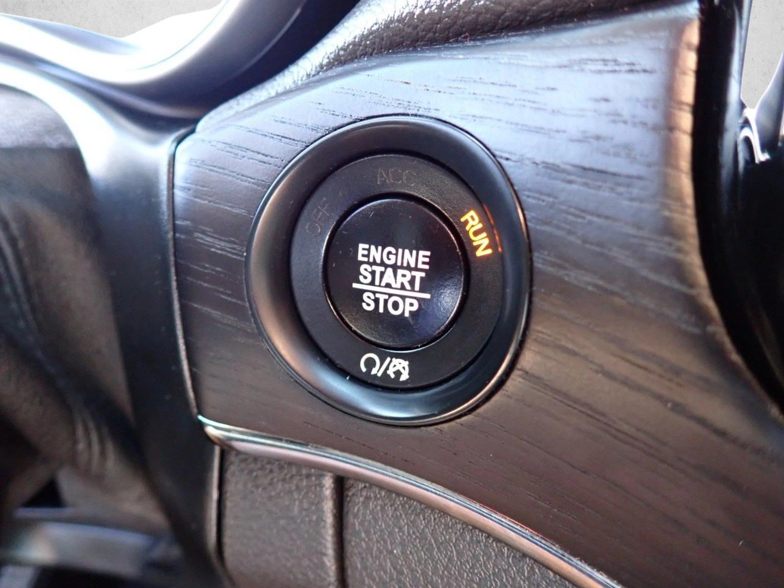 Used 2019 Jeep Grand Cherokee High Altitude AWD/4WD image 27