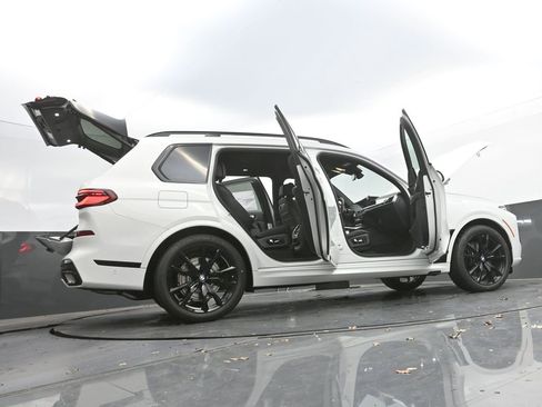 New 2026 BMW X7 xDrive40i w/ M Sport Package image 45