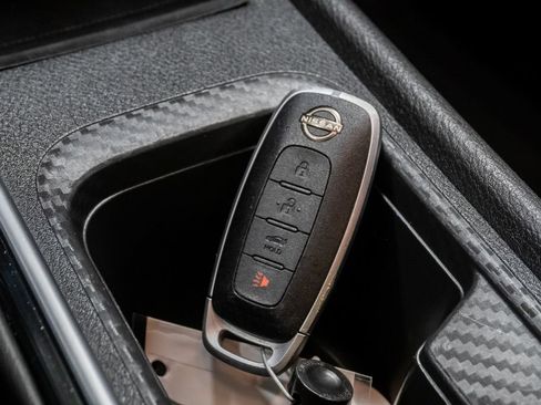 Used 2025 Nissan Sentra SV FWD image 18