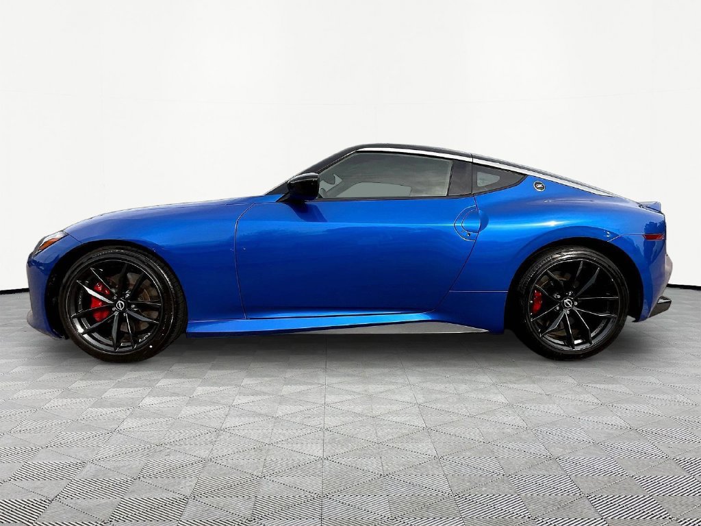 Used 2024 Nissan Z Performance w/ Floor Mat Package RWD image 9