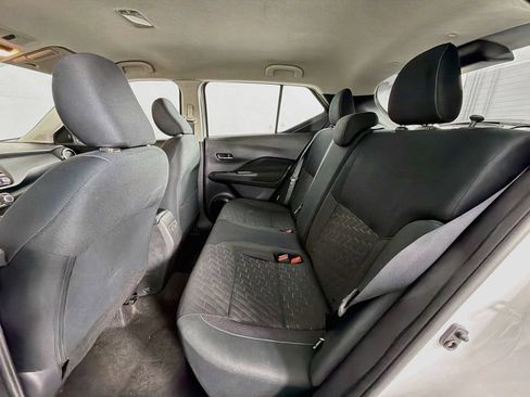 Used 2024 Nissan Kicks SV FWD image 35
