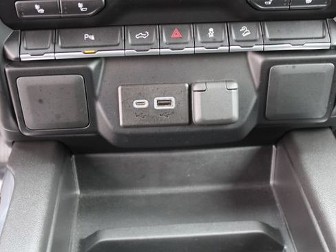 Used 2022 Chevrolet Silverado 1500 LT Trail Boss w/ Safety Package AWD/4WD image 25