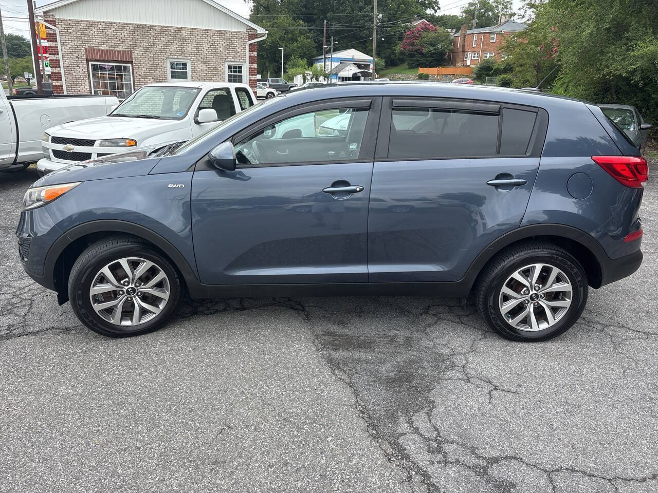 Used 2016 Kia Sportage LX AWD/4WD image 15