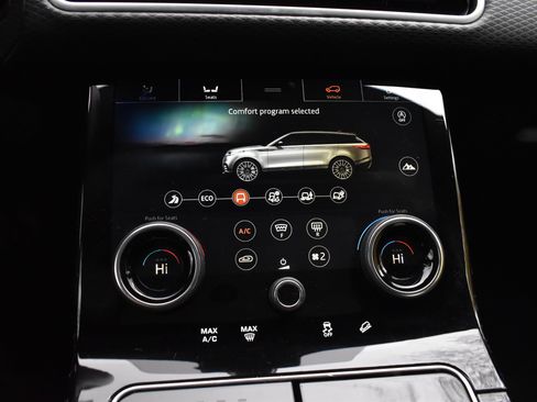 Used 2019 Land Rover Range Rover Velar S image 39