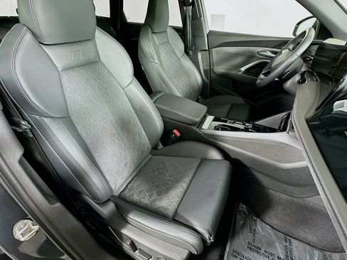 Used 2025 Audi SQ5 Premium Plus w/ Premium Plus Package AWD/4WD image 8