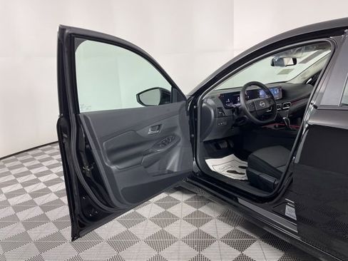 New 2026 Nissan Sentra SV w/ SV Convenience Package image 16