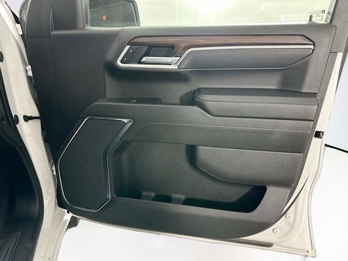 Used 2025 GMC Sierra 1500 SLT image 30