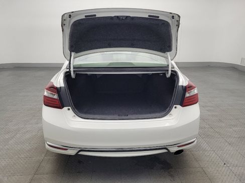 Used 2016 Honda Accord LX image 29