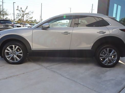 Used 2023 MAZDA CX-30 AWD 2.5 S w/ Premium Package image 7