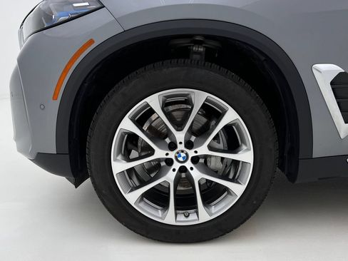 Certified 2026 BMW X5 xDrive40i w/ Premium Package AWD/4WD image 27