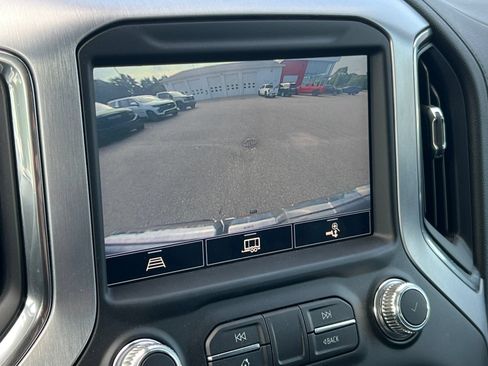 Used 2021 GMC Sierra 1500 SLT w/ SLT Premium Plus Package AWD/4WD image 14