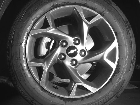Used 2025 Chevrolet Trax LT w/ LT Convenience Package FWD image 12