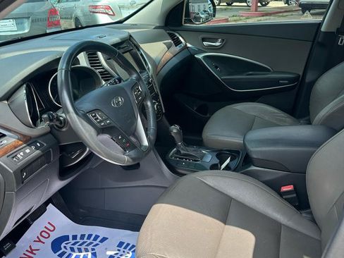 Used 2019 Hyundai Santa Fe XL SE w/ SE Premium Package 02 FWD image 7