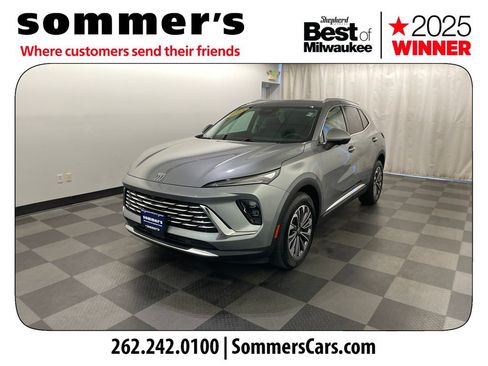 Used 2025 Buick Envision Preferred AWD/4WD image 2