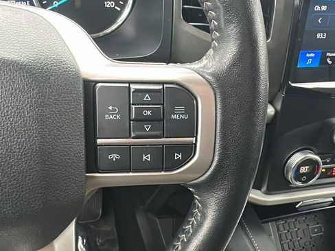 Used 2024 Ford Expedition XLT image 17