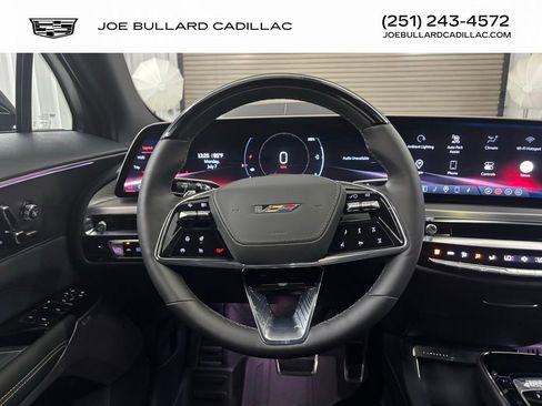 New 2026 Cadillac Lyriq V w/ LPO, Floor Liner Package image 32