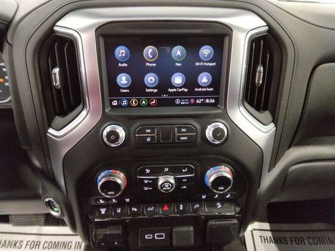 Used 2023 GMC Sierra 2500 SLT w/ SLT Premium Package image 21