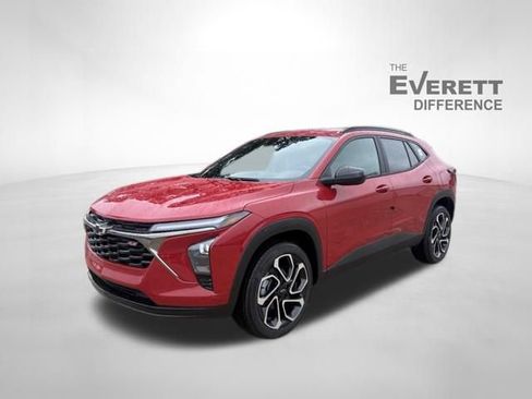 New 2026 Chevrolet Trax RS w/ Driver Confidence Package FWD image 3