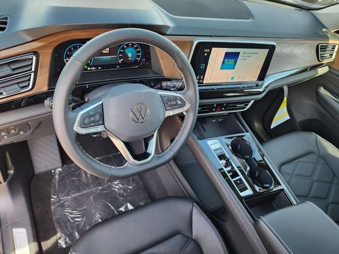 New 2026 Volkswagen Atlas SE AWD/4WD image 10