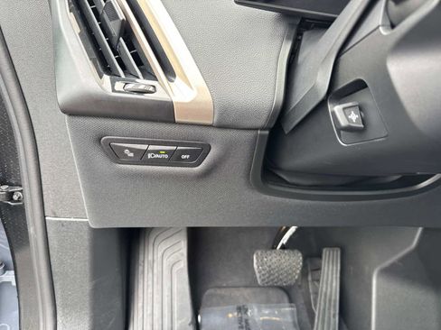 Certified 2025 BMW iX xDrive50 image 31