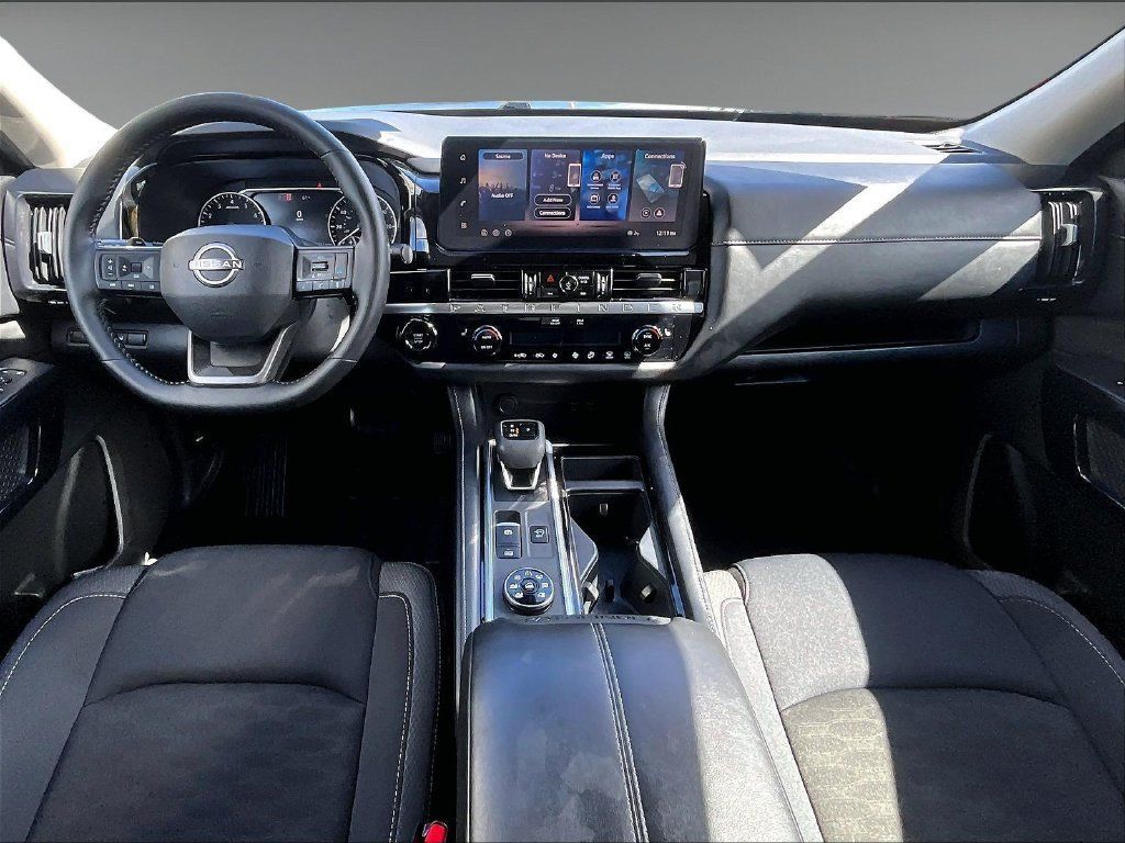 Certified 2026 Nissan Pathfinder SV AWD/4WD image 22