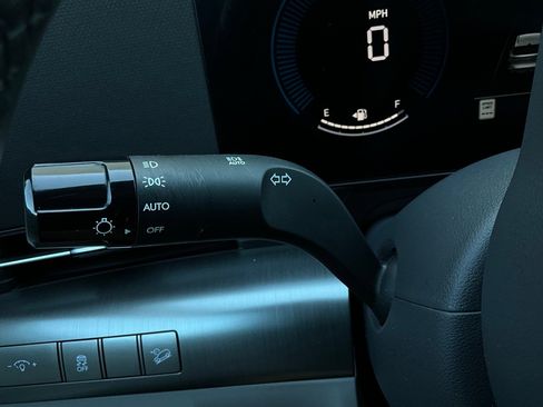 Used 2025 Hyundai Kona SEL image 37