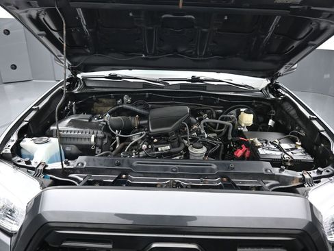 Used 2016 Toyota Tacoma SR w/ SR Convenience Package image 46