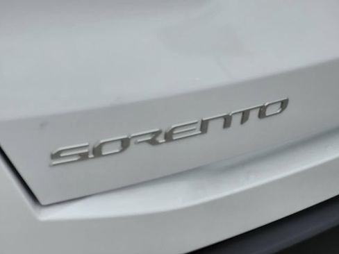 New 2026 Kia Sorento LX FWD image 6