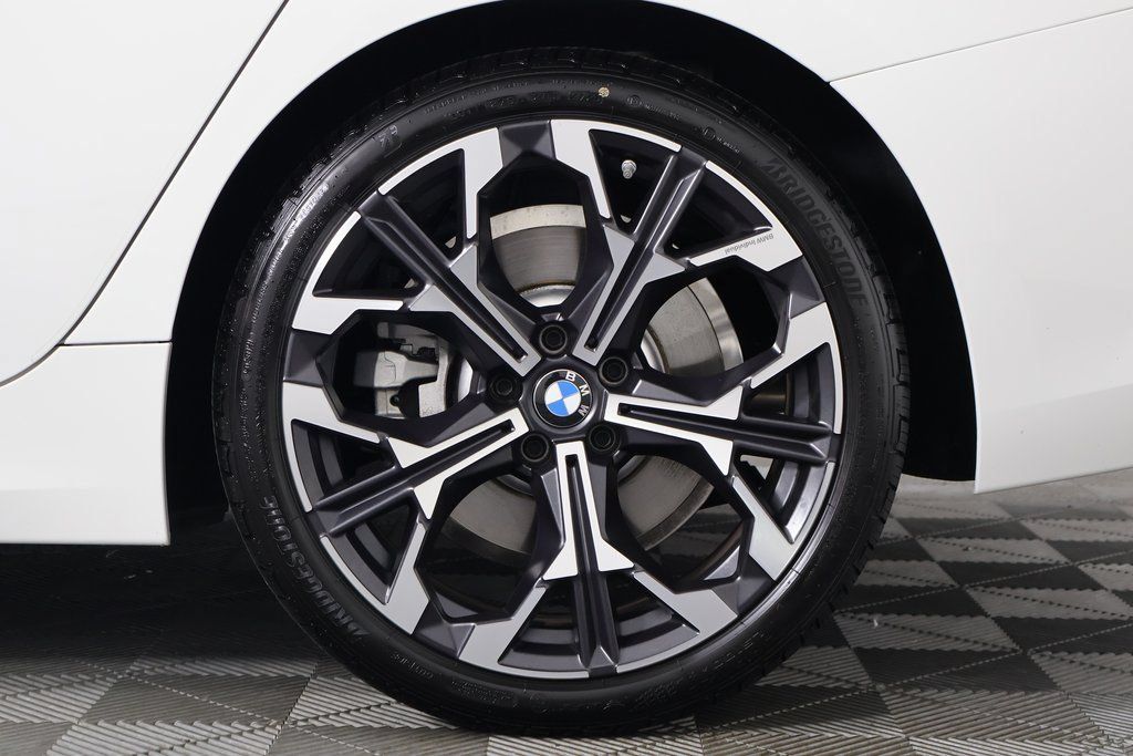 Certified 2026 BMW 330i Sedan w/ Premium Package RWD image 16